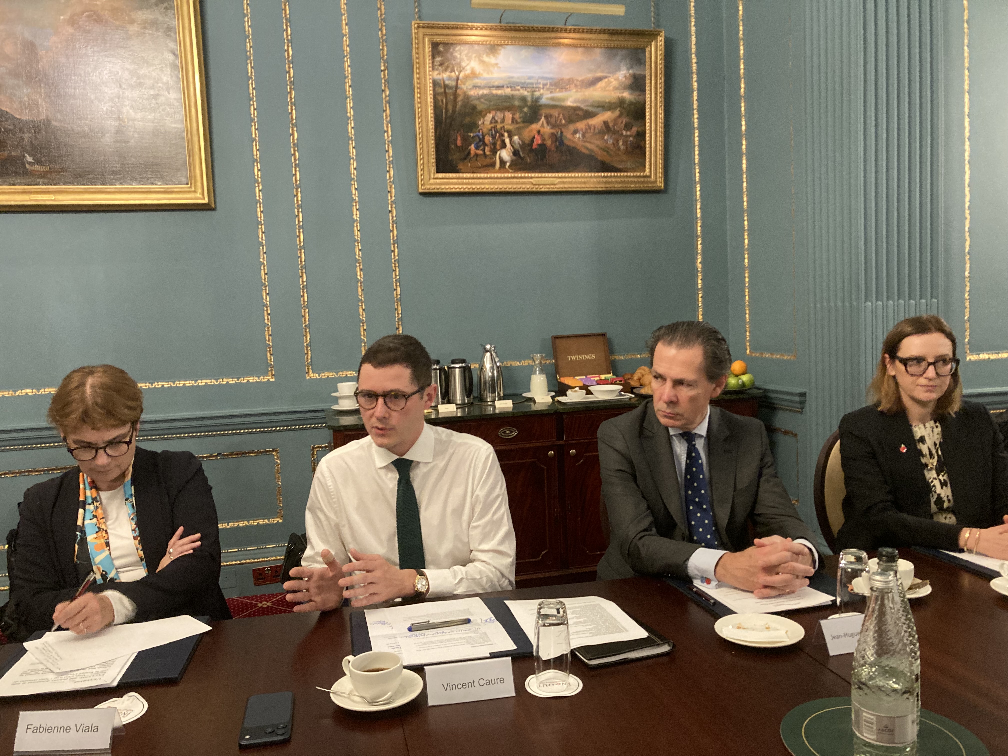 Petit-déjeuner – débat avec Vincent Caure