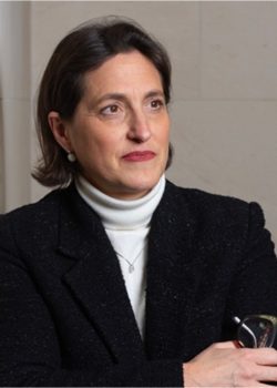 Emmanuelle Bury